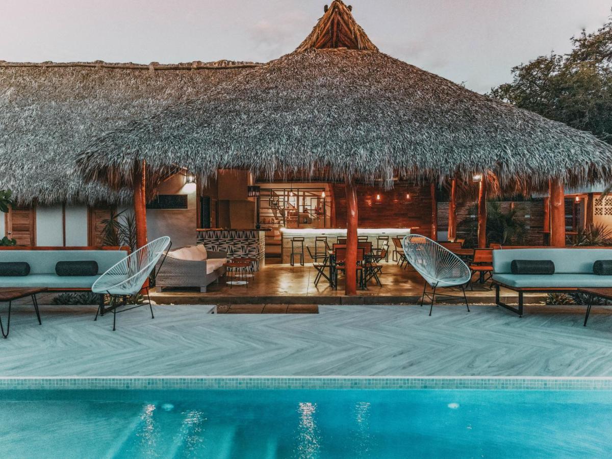 El Pez Surf Hotel Popoyo Exterior photo