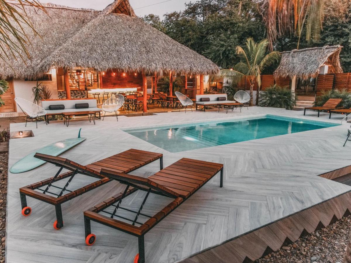El Pez Surf Hotel Popoyo Exterior photo