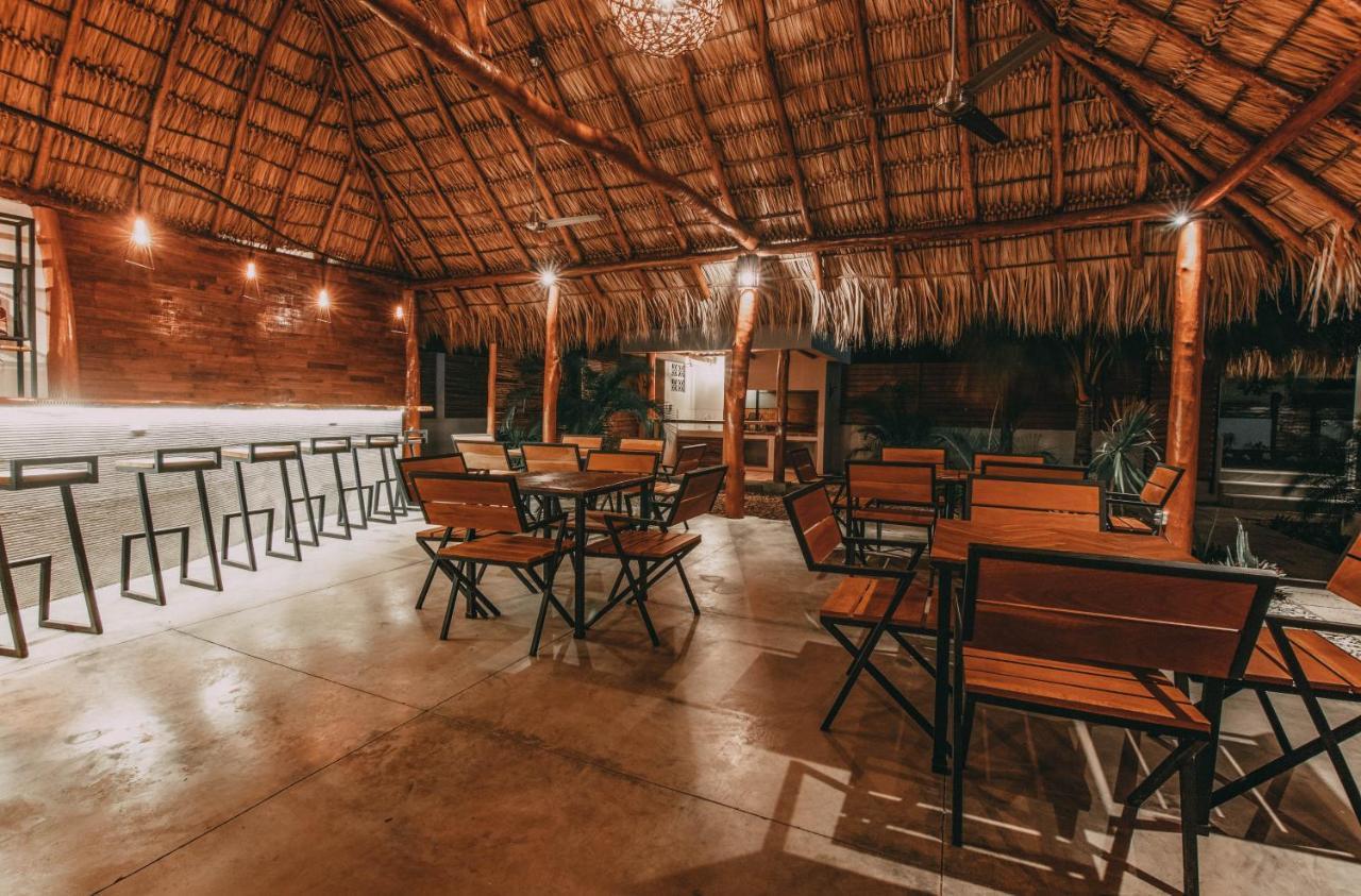 El Pez Surf Hotel Popoyo Exterior photo