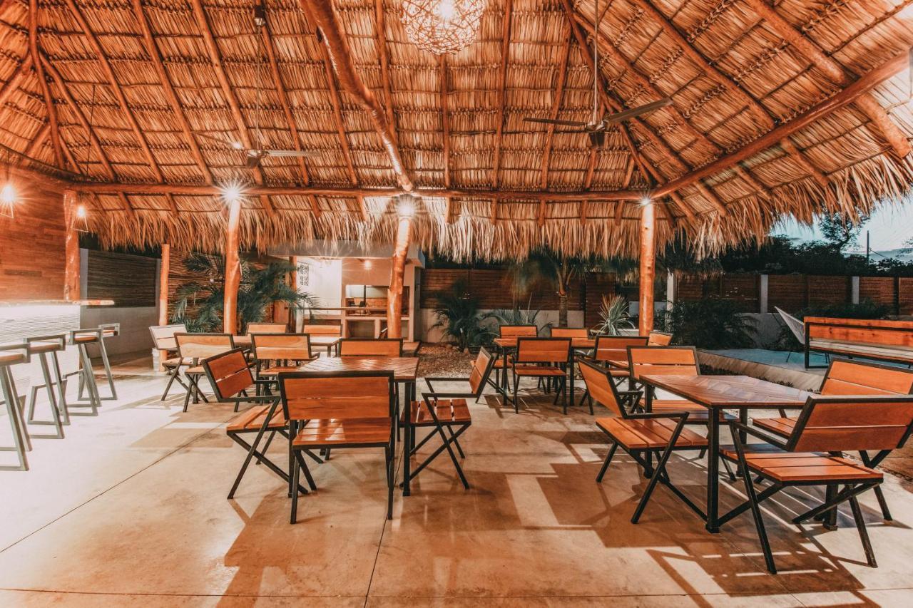 El Pez Surf Hotel Popoyo Exterior photo